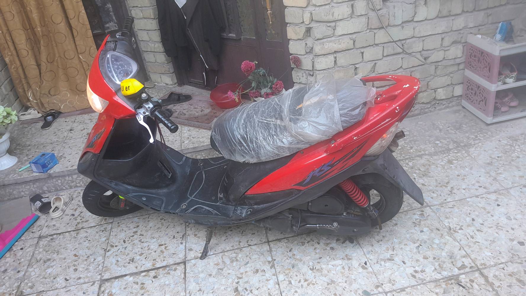 ماكس عدله للبيع نضيف ب 500 الف مكينته تخبل المكان بغداد حي البتول 