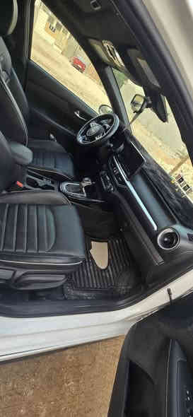 كيا فورتي جي تي لاين 2022
فول  مواصفات Gt Lian
فتحة سقف
سايد بريك دكمه 
كشنات جلد مع ختم الشعار Gt line
كشنات الامامية تدفئ تبريد
سستم سماعات harmn kardon 
شاحنة وايرليس 
تبريد بيانو تحكم منفصل جهتين 
رادار امامي توقف ذاتي + تحديد مسار
رادار جانبي 
بصمة تشغيل مع بصمة ابواب  تشغيل عن بعد 
بك لايت لد 
رادارات للتنبية عند الرجوع  + توقف ذاتي
اضواء ترحيب عند الاقتراب
كروز تثبيت السرعة
ستيرن رياضي حرف (D)
 ثلاث وضعيات قيادة (نورمل + سمارت + سبورت)
شاشة كبيرة  8 انج + GPS+ بوصله + كامره خلفية دواره 
محرك 2000 دوش 
ويل كب حجم 17 + كت رياضي بلادي
حادثها مبدل بنيد فقط وتعديل بلغود خفيف
السعر 162$ وبي مجال 
للاتصال او المراسله
***********
