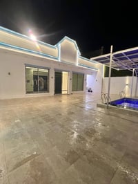 💭السلام عليكم مزرعة للبيع  مساحة 1116 واجه 14.5 ونزال 77 مع الشارع   ا...