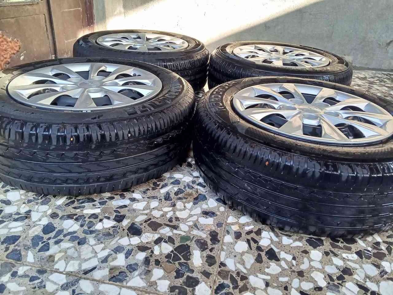 سلام عليكم البيع  مال سيراتو22 نضافه 95 
*********** سعرهن 350 وبيهن مجال
