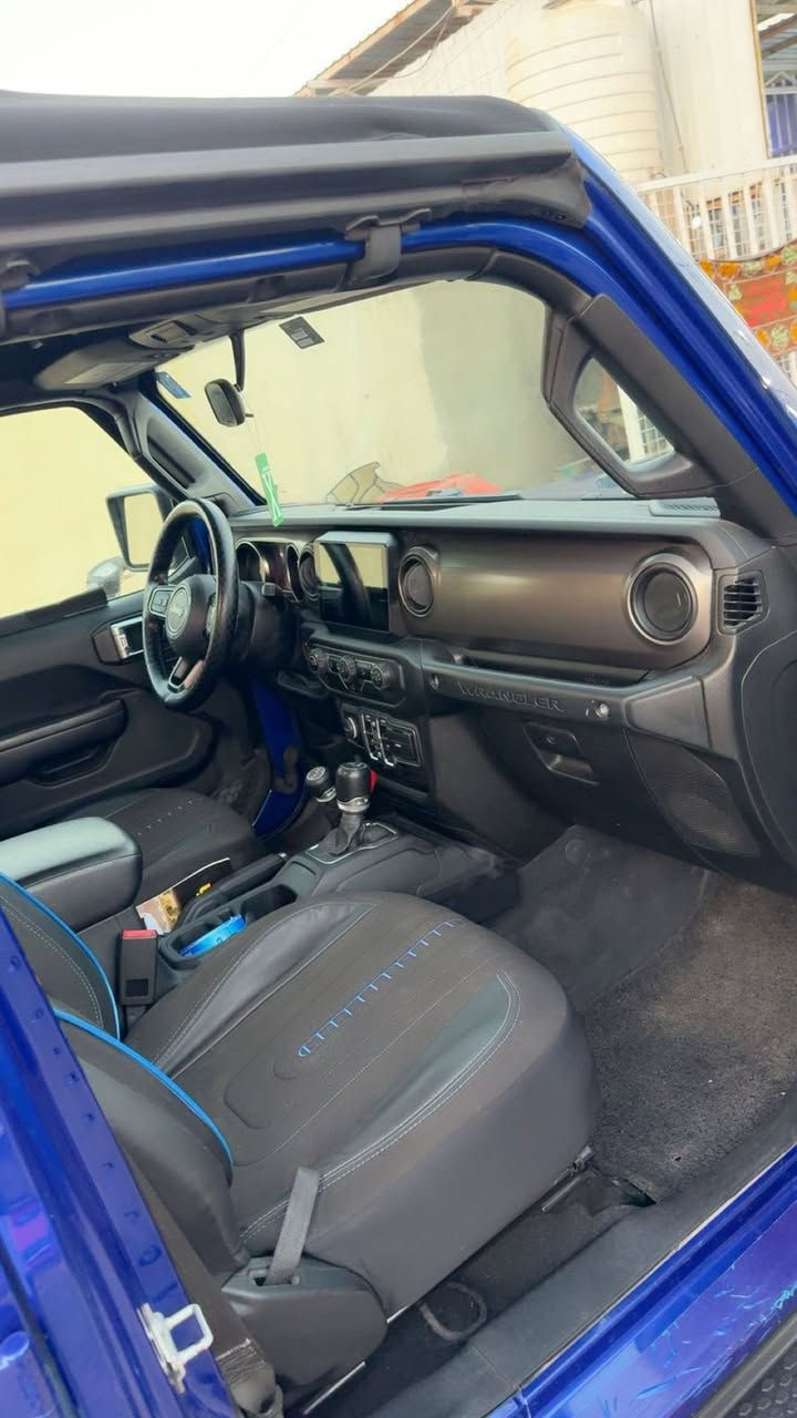 جيب رانجلر موديل 2020 حادثها مثل ماموضح فقط دعامية للاستفسار الاتصال 

‭0771 365 3411‬
