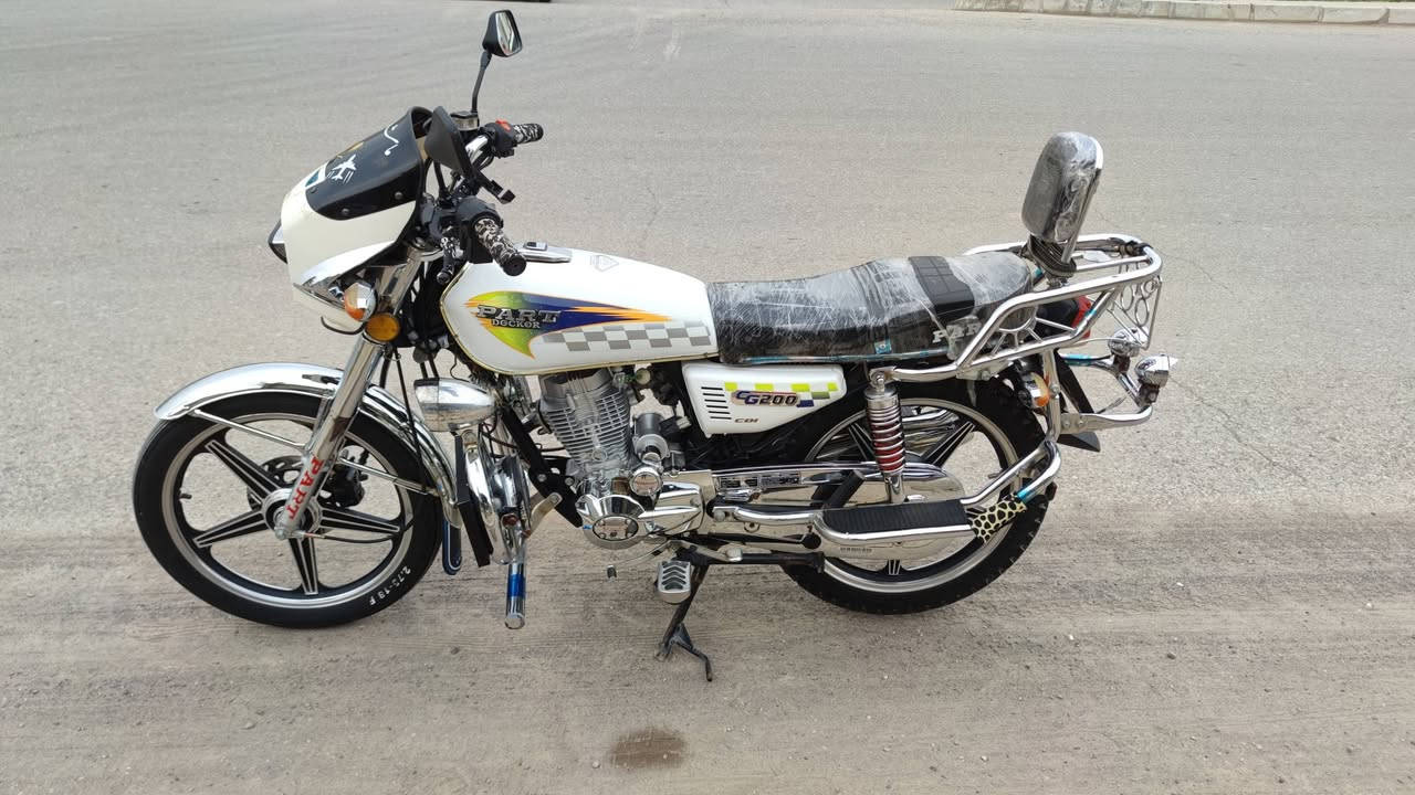 للبيع
بارت 2018 محرك 150 مامفتوح 
وايرمنيه كلها شغالة زوج تايات جدد 
رقم جديد باسمي 
السعر مليون وثمانمية


**إذا كنت صاحب هذا الإعلان وتريد حذفه لأي سبب، رجاءا أرسل رسالة إلى الدعم الفني**