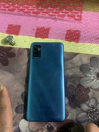 زد تي اي A71 • ٦٤ جيجا • شاشة مكسورة