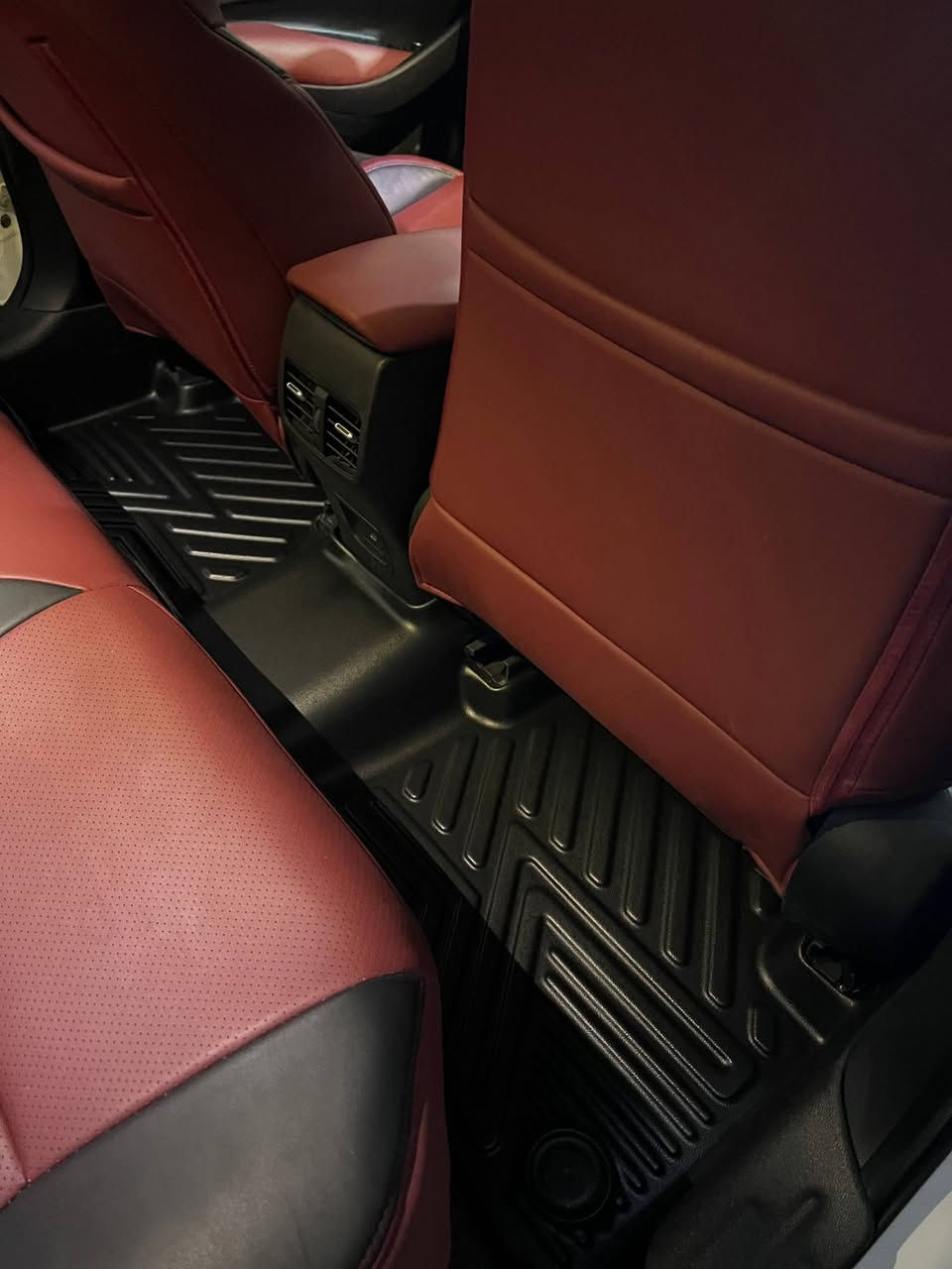 السلام عليكم كورلا 2025 تجميع صين للبيع او المرواس
سياره فول داخل احمر ماشيه 6 الاف 
رادر سرعه ✅
فول تحكم ستيرن ✅
تحديد مسار ✅
تبريد قطعتين ✅
سلايد روف ✅
اربع جامات كهرباء اوتو ✅
كشنات تحكم كهرباء السايق والصدر
اوتو هولد✅
بصمه ✅
سايد بريك كهرباء ✅
شاشه دجتال ✅
مثبت سرعه ✅
قياده ذاتيه ✅
شاشه فول كاربلي ✅
وبعد هواي مواصفات سياره فول✅
وعليه اضاافات هم ✅
اربع يدات بيبان اسود✅
زوج مري اسود✅
سبايدر اسود ✅
ارضيات نوع D5 حضن الارضيات البلاديه مامستعمله لسه✅
سياره بدي كفاله ✅

مكان السياره بابل الحله مركز للاستفسار ***********📞
السعر 155 ورقه 15.500$💲
