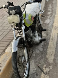 اربعه كير نضيه عوزه تلحيضات بصيطه رايده ب٢٠٠ 07737979459