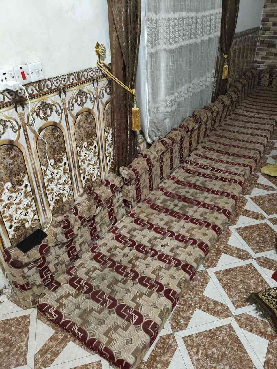 سلام عليكم شباب تخم البيع مو سفنج حبيبات الطول الطول ١٥ متر السعر ١٢٥ أو بي مجال حك الجيه ما متواجد عل فيس ***********
