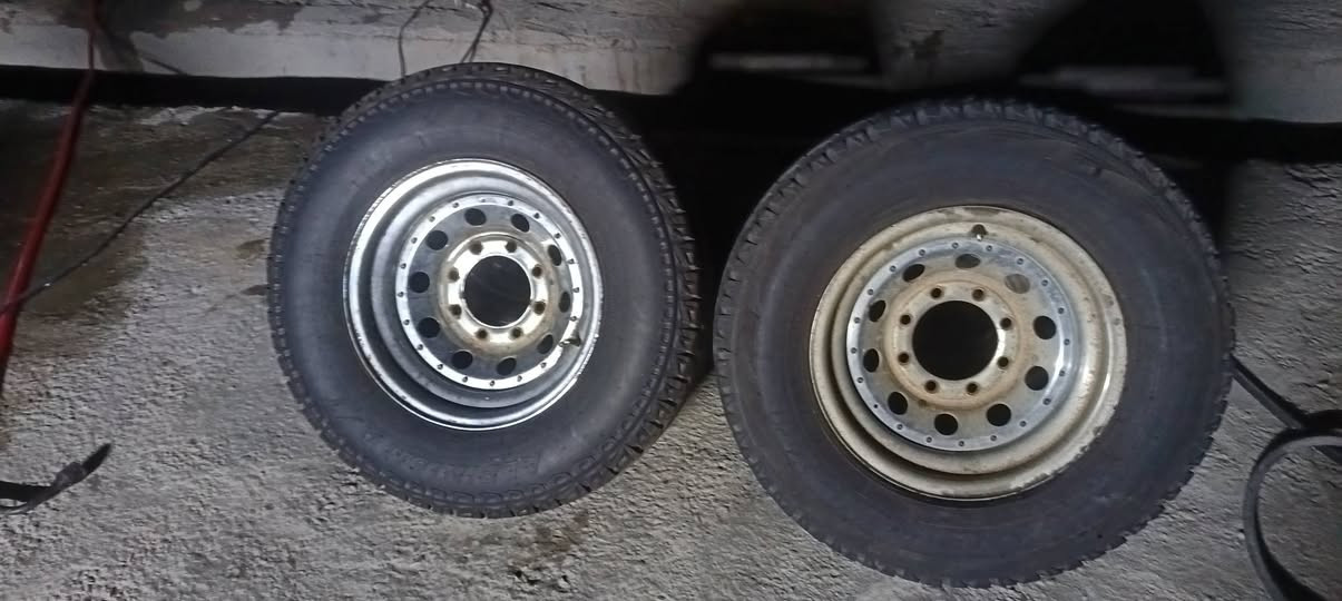 السلام عليكم عندي كبات نضيفات تخم سعرهن ٢٥٠ وعندي ويل كب ستيل سعره ٢٥٠ العنوان الزبير ***********
