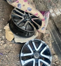 جنوط لاندكروز • ٢٠ إنش • بحاجة لحيم