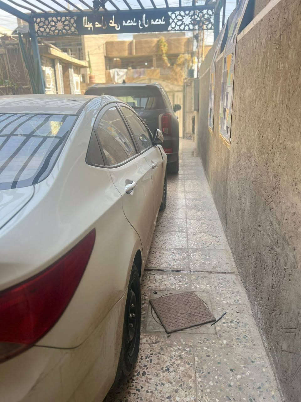 السلام عليكم
اكسنت للبيع +ترهم مراوس 
2016
خليجي 
1.6
رقم بغداد نكليزي 
العنوان بغداد الجديده 
السعر خاص 
***********
