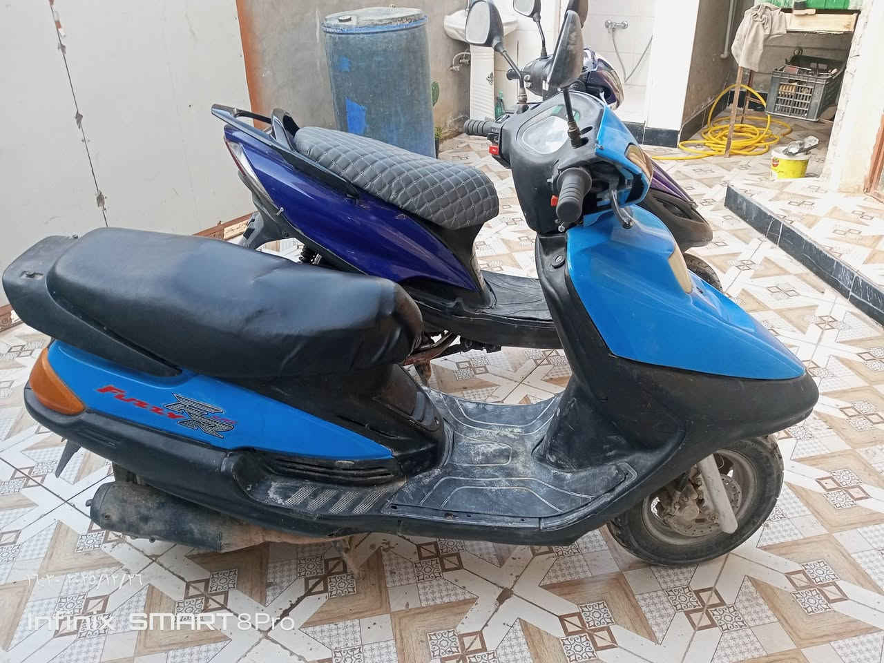 سلام عليكم دراجتين للييع الماكس140ممفتوحه الفراشه مفتوحه الماكس كلش نضيفه هيه وال فراشه صلاح الدين سامراء لاتصال عل رقم***********
