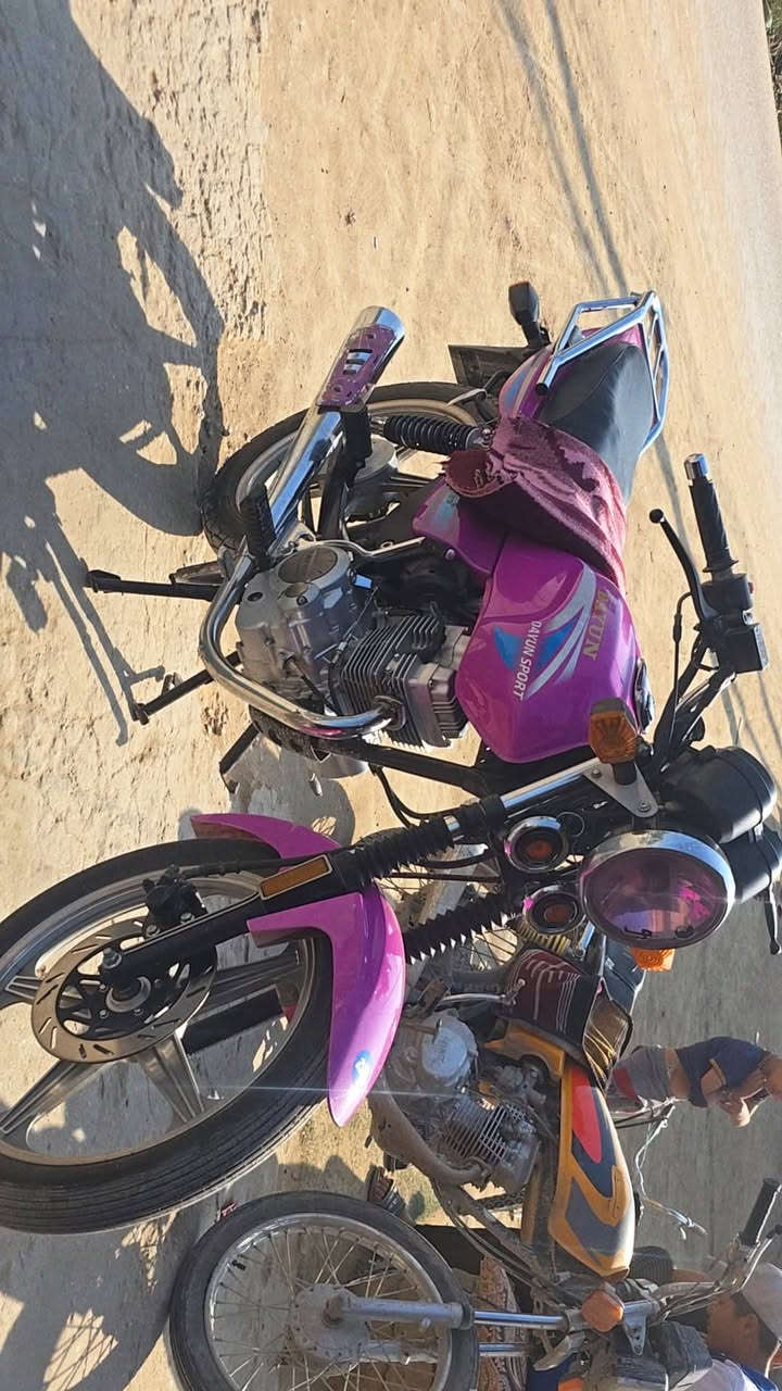 سلام عليكم دراجه دايون لبيع موديل ٢٣ طالعه بل ٢٤ بشهر ٦ السع ر (مليون ٦٠٠)  مكاني كربلاء الحر الصغر ***********
