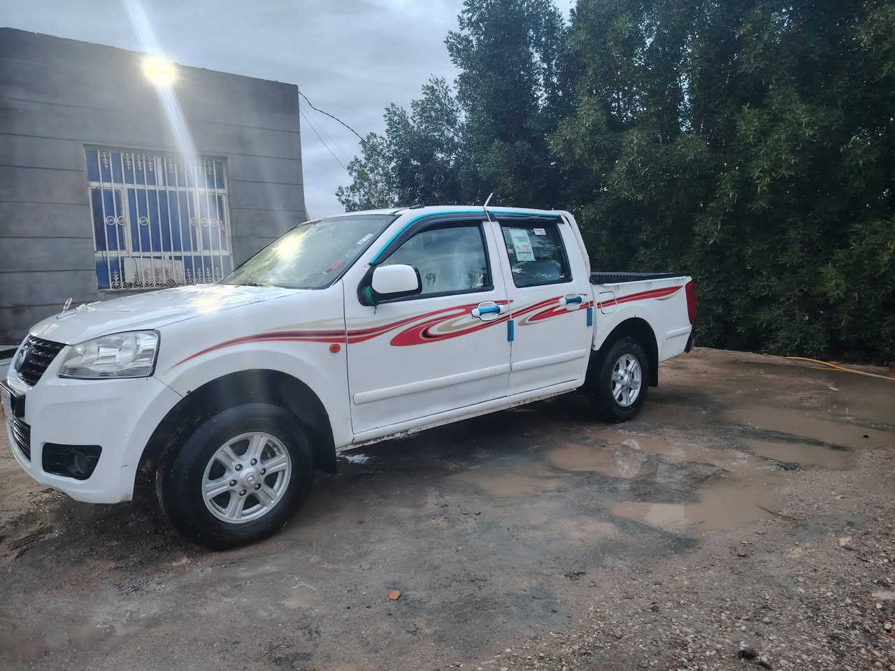 للبيع 2013الاستفسار ***********
