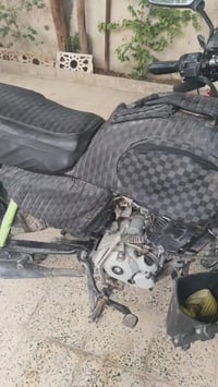 بوكسر جبلي للبيع موديل 20 نهايته مثل ما موضح بل فيديو  محرك يرادله تجف...