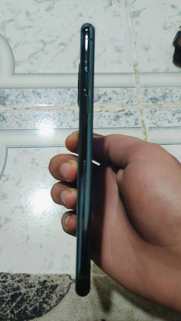 السلام عليكم
ايفون 11برو ماكس لبيع و مراوس
بطاريه 87 
ذاكره٢٥٦
‏مستبدل شاشة فقط فيس ايدي شغال
 سعر 235
 للتواصل *********** وأتساب
