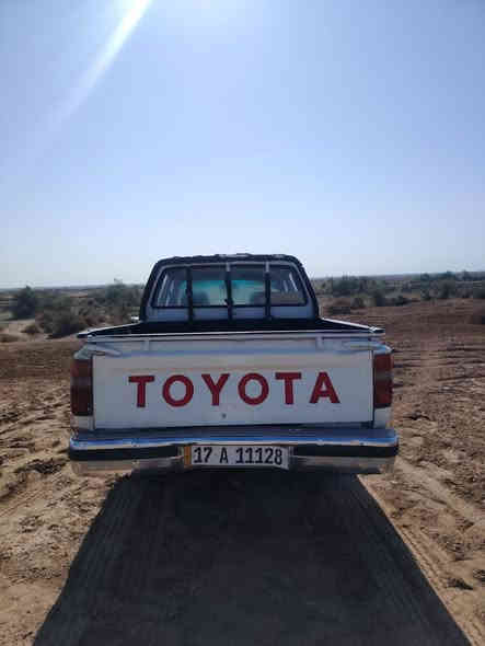 سلام عليكم سياره للبيع تويوتا فلاحي موديل 92مكفوله من تجيه وشاصي سنويه جديده 2030 رقم سماوه سعر 50وبيها مجال حك الجيه مكان ميسان قلعه صالح رقم الهاتف ***********
