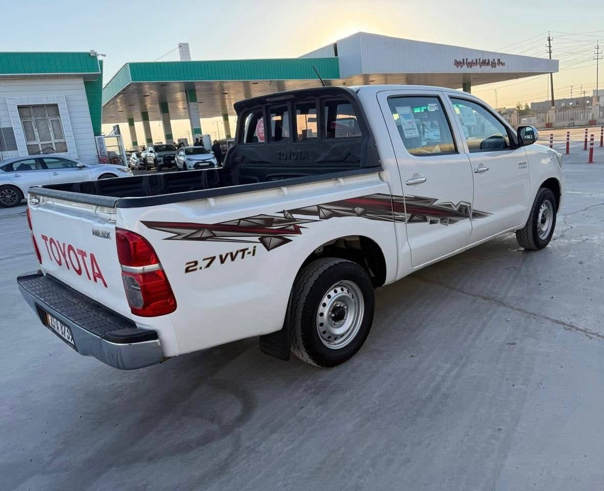 السلام عليكم 
للبيع بيكم هايلوكس موديل 2013 
رقم سليمانية دولي سنوية جديدة، السيارة نظيفة مكينة كير كلة شرط، حدادية على وضع الشركة، السيارة كفالة عامة من الضربة والتبديل وشرط التحويل السعر  200 ورقة 
الشراي يتصل ***********
العنوان - ديالى - بلدروز
