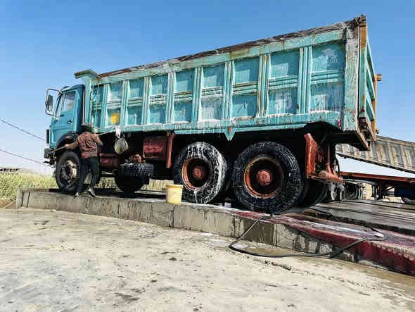 يا الله السلام عليكم سيارة ألبي للبيع موديل ٧٥
مكينة ٤٤كير.  ١٣٠برميل رقم نبار بسمي تحويل مباشر مجموعة نص تخم تاير بس زوج نص عمر شاصي غير مكفول بدي جديد لا خياس ولا طكة 

***********
