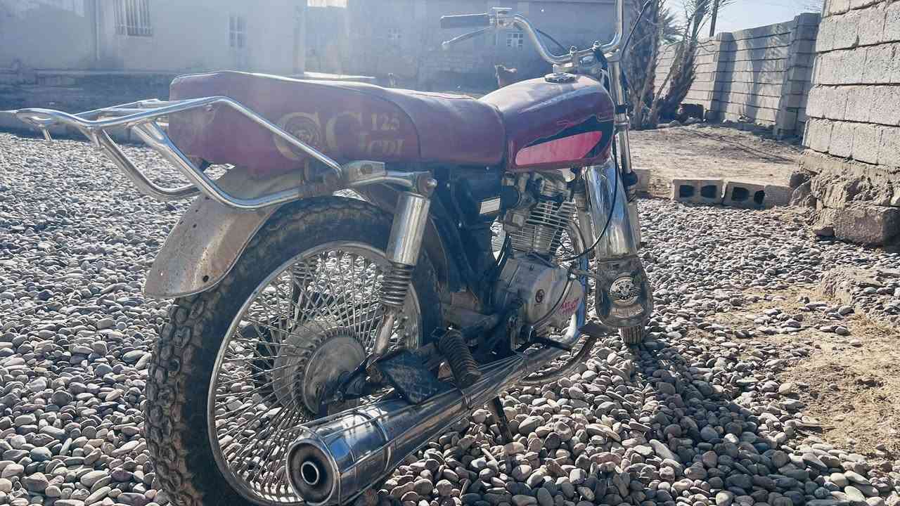 مطور لبيع موديل 17 محرك نشاط فول عايز بس زنجبيل السعر 150اوبي مجال


**إذا كنت صاحب هذا الإعلان وتريد حذفه لأي سبب، رجاءا أرسل رسالة إلى الدعم الفني**