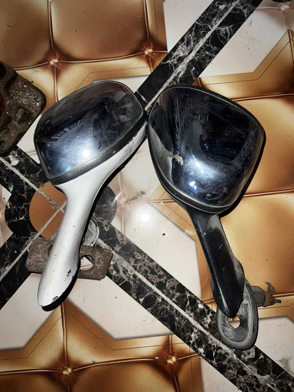 مرايات ارنب 75 الف
مري جانبيه كروسيدا 50 الف

عطر شيزر 25 الف

سكنات سوبر كلهن ب 30 الف

كبات سعر 50 الف

ويلكب سوبر تخم 100 الف بدون تايرات


**إذا كنت صاحب هذا الإعلان وتريد حذفه لأي سبب، رجاءا أرسل رسالة إلى الدعم الفني**