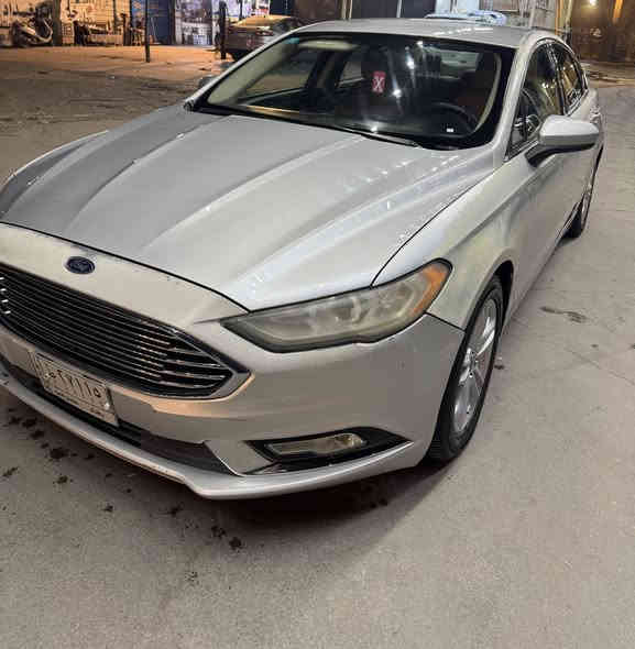 السلام عليكم فورد فيوجن موديل 2018 فئة se
محرك 2500 تنفس طبيعي 
رقم بغداد 
السعر 99 
المكان بغداد حي الجوادين
***********
