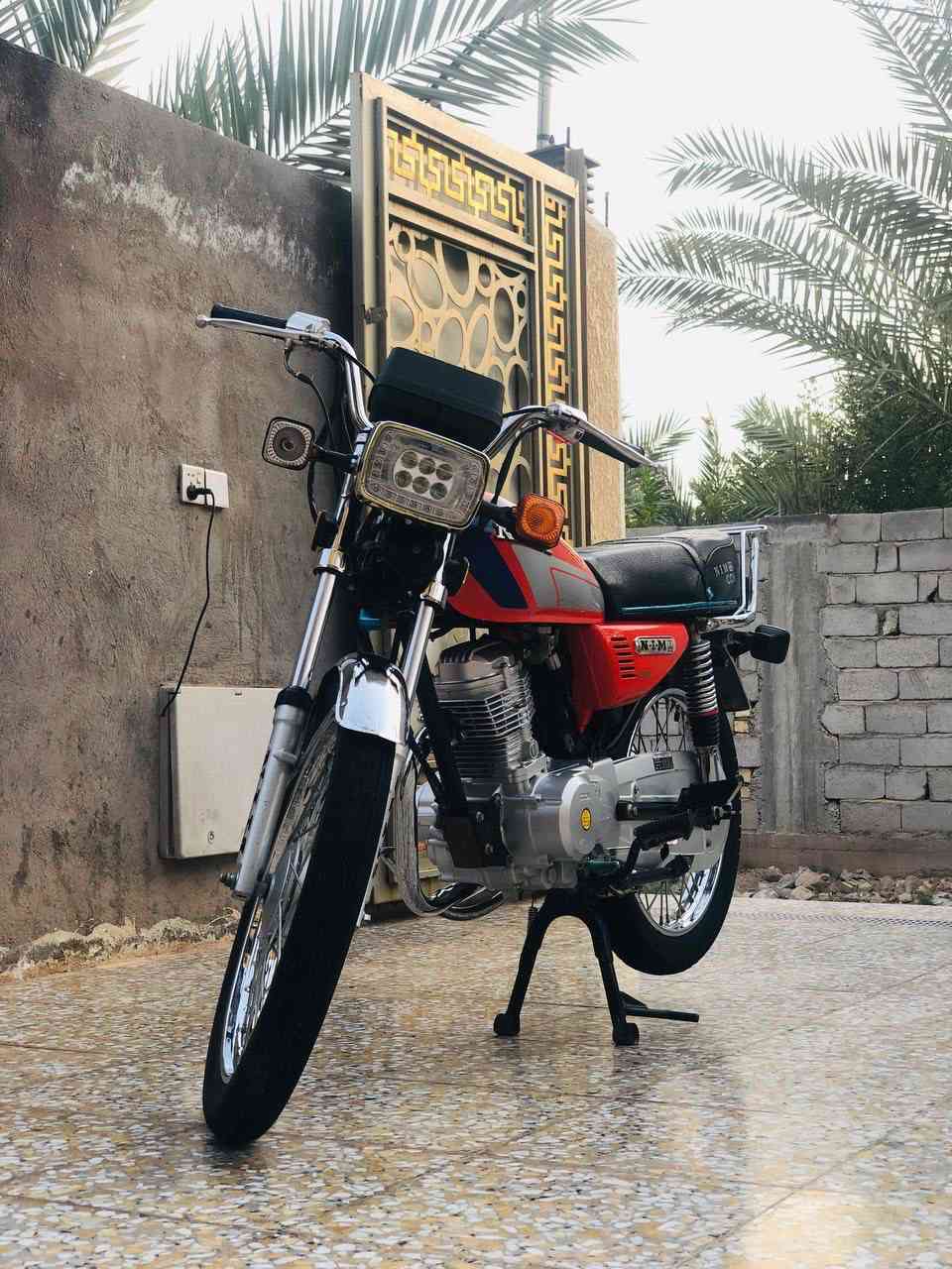 السلام عليكم دراجه لبيع نضافه فول كله علا وضع البلادي ب650وبيها مجال بسيط ***********
