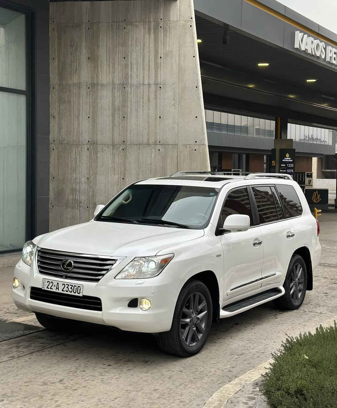 سلام عليكم لكزس 2008 باقي عل وضع الوكاله كولشي بيها بلادي بصمه سلايد ٥ بصمات بلبوب كشنان تدفئه تبريد ٥ كامرات كشنات كهرباء كشنات خزن كشنات مساج.صندوق كهربائي شاشه DVD بلسقف كشنات خلفيه كهرباء اوتو هولد دواخل فورميكا شاشه خلفيه تحكم بلتبريد المركزي نظام سبورت وعادي لدات امامي خلفي بخ ماء لايتات زينون ستيرن كهربائي. بدون صبغ بدون تبديل فقط بيها ٣ مكانات PDR يعني تعديل بلجهاز كير محرك بشرط ممفتوح سياره حلوه وترايها حلو وبدون مصرف ماشيه 170 الف السعر 307 مكان السياره السليمانيه ارقام سنويه جديده راسن احولك ***********
