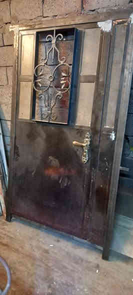 باب للبيع قياس ١٢٠ في ٢١٠ السعر ١٢٥ الف الحريه ***********دباش
