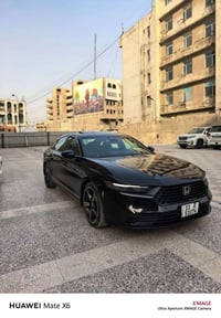 هوندا اكورد هايبرد 2023 للبيع مواصفات السياره بصمه فتحه شاشه كبيره لاي...