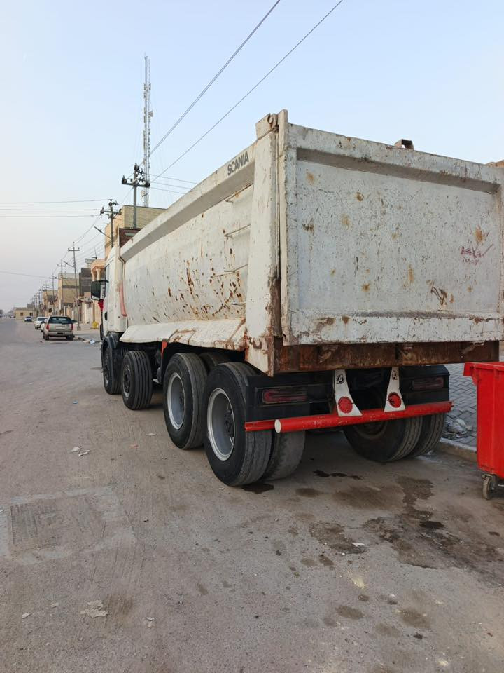 سياره سكانيه موديل 2002 مكينه 6انجكتر مجموعه ورده وسط  مكاني البصره الهاتف ***********
