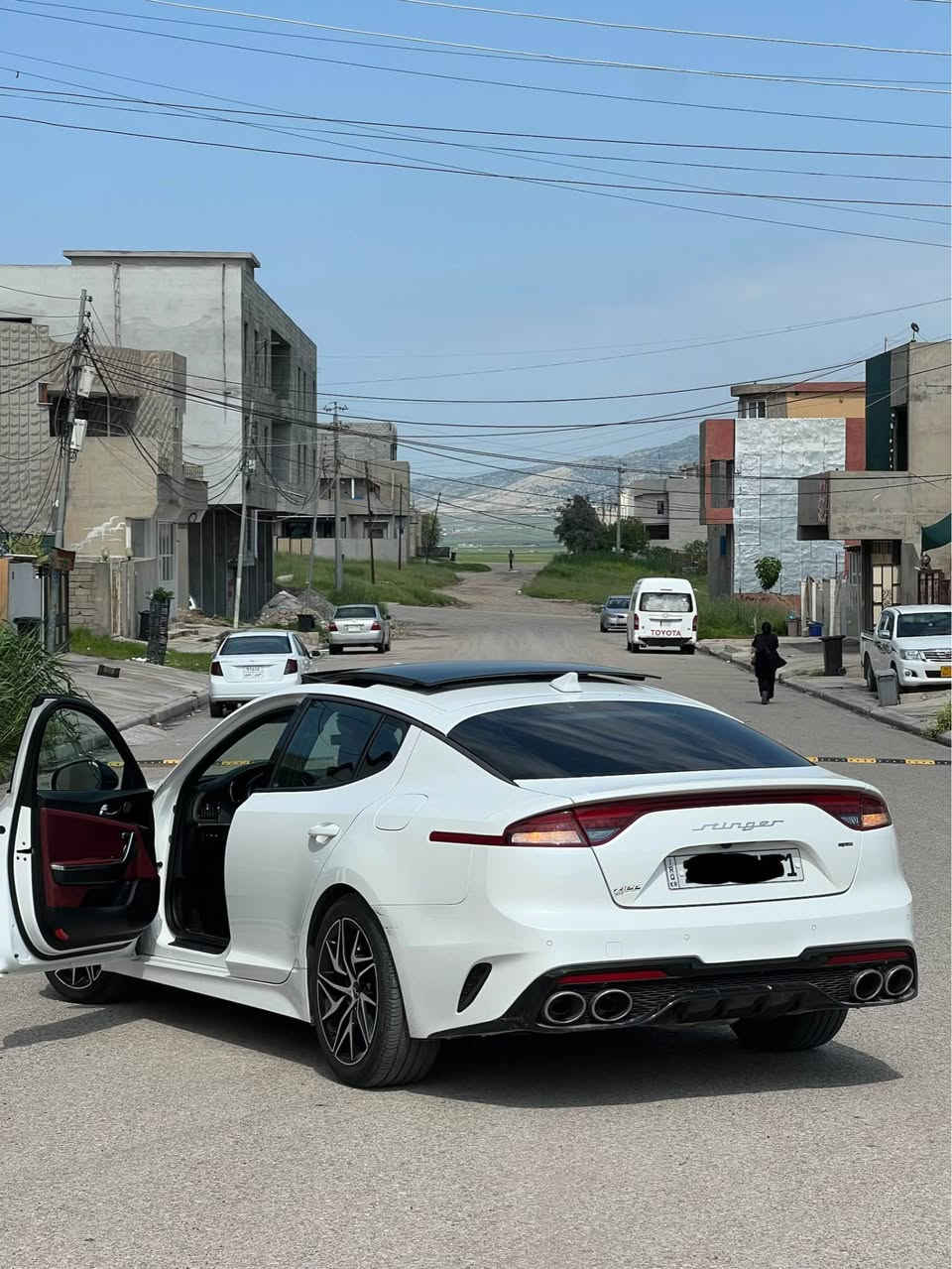 🛑 كيا ستينجر 2023 GT-Line (فول الفول) 🛑
المواصفات العامة:
• الموديل: 2023
• المحرك: 4 سيلندر تيربو (GT-Line)
• الممشى: 68 ألف كيلومتر فقط
• النظام الصوتي: نظام صوتي فاخر Harman Kardon (هارمان كاردون) الأصلي.
• الداخلية: جلد أحمر (فول الفول مواصفات، من الدعامي للدعامي)
حالة السيارة (بشرط الفحص):
• البدي: قطعة واحدة صبغ فقط (بدون معجون نهائياً).
• الشاصي: سليم 100% وبدون أي ضربة أو تعديل.
• الميكانيك والكهرباء: قير، محرك، شاصي، وكل شيء بالسيارة بشرط الفحص.
• المصاريف: السيارة مسرفسة بالكامل وجاهزة، بدون أي مصرف نهائياً (شغل واطلع).
📍 الموقع: دهوك
📞 للتواصل والاستفسار (واتساب أو اتصال): ***********

كیا ستینجەر 2023 GT-Line
مەکینە 4 پستۆن تێربۆ، سیستەمی دەنگی Harman Kardon، تەنیا یەک پارچە بۆیاخ (بێ مەعجوون)، شاسی بەشەرت، ناو سوور فول فول، بێ مەسرەف، لێخوڕین 68 هەزار کم.
📍 شوین: دهۆک
📞 ژمارەی مۆبایل: *********** دهوك, العراق
