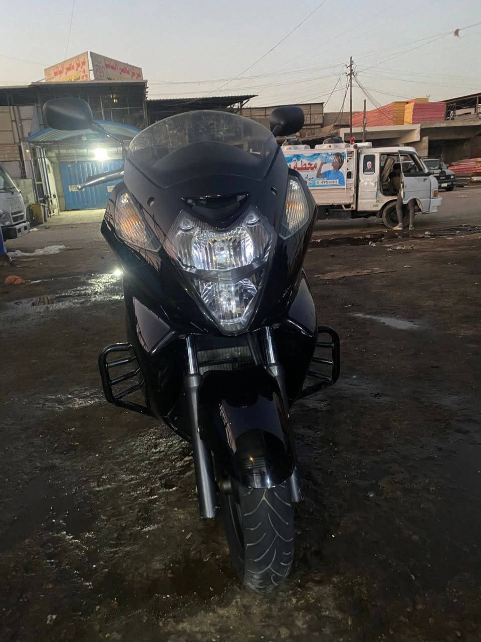 درجة سلفرونج 400 كفاله عامه من تاير إلى تاير ماشيه 23 واني مكلف بس بل نشر لحد يرسلني هذا رقم موبايل أبو الدراجه ***********
