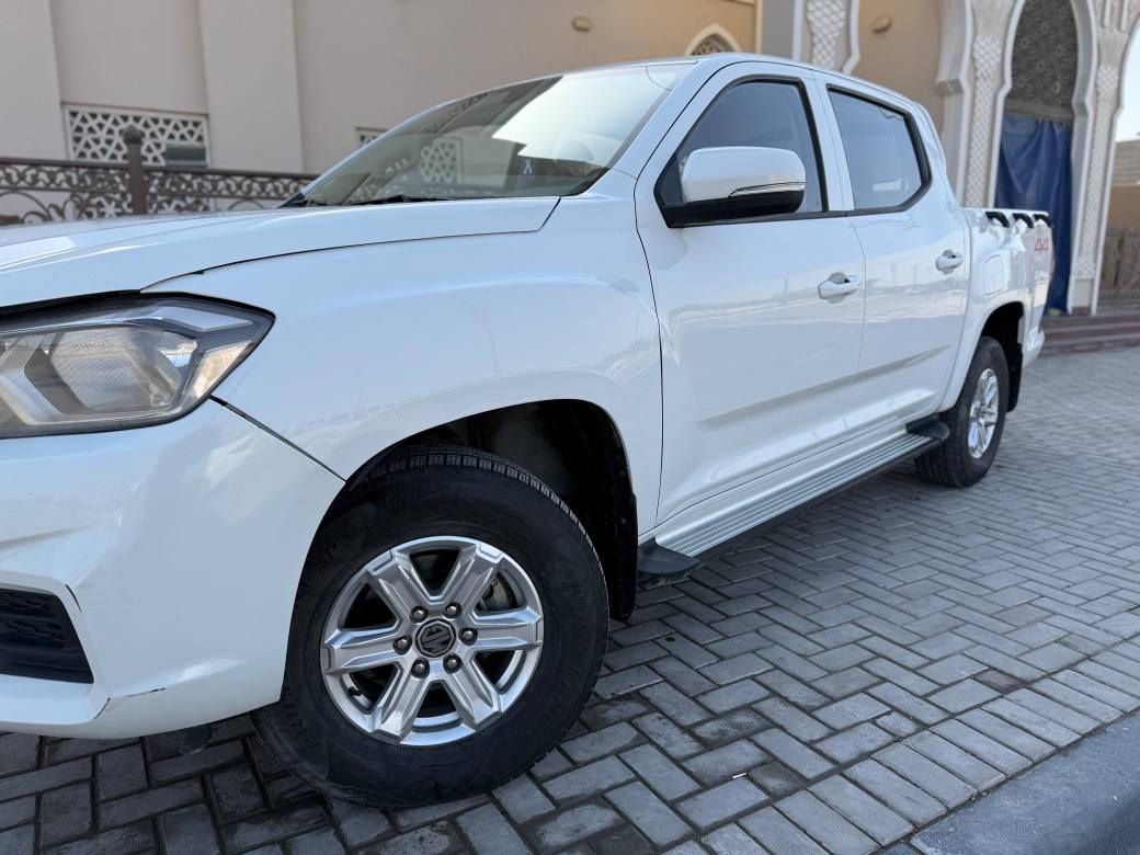 ام جي T60 2023 ( ديزل ) كاز فور ويل (4×4) كير عادي 6 نمر .رقم بصرة جديد حرة قبل شهر خلص ضمان الشركة وبعدهي تحت صيانه ودهن  الشركة. كير مكينه كفالة مبدل بيها بنيد من الشركة اصلي وبيها بارد صغير الباقي كله كفاله .ماشيه 56 الف ميل مكاني البصرة . السعر 125 
للتواصل 
....رقم الهاتف *********** البصرة, العراق
