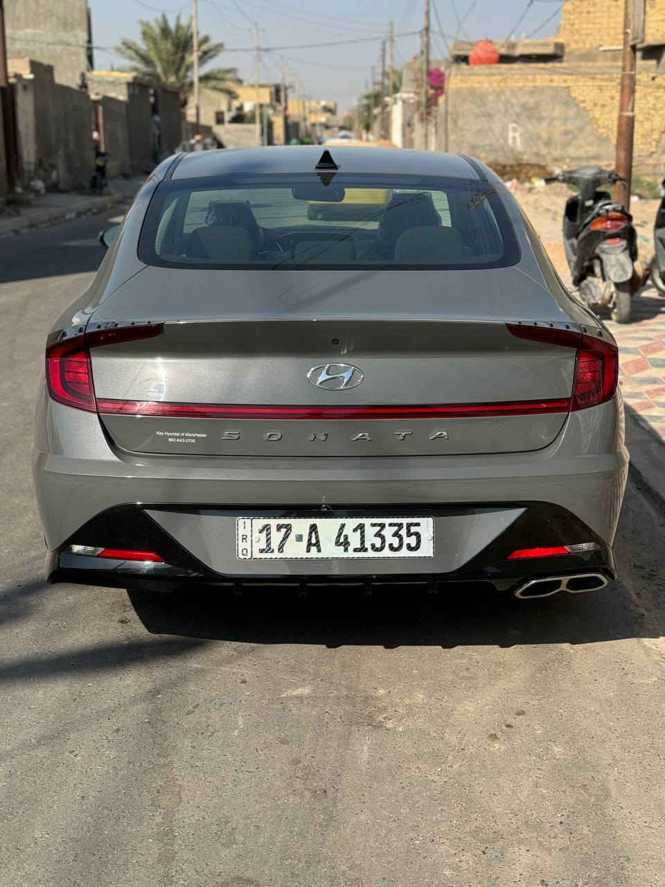 السلام عليكم
سوناتا ٢٠٢٣ أمريكي  معوقين وكاله عامه من المالك صور الحادث مرفقه بالمنشور ماشيه ١٨ الف كيلو  حجم المكينه ٢٥٠٠ تنفس طبيعي المواصفات رادار امامي وخلفي و جانبي حساسات بالوياله مانع انزلاق توقف ذاتي نقطه عمياء كامره خلفيه قياده ذاتيه كرسي السايق كهربائي تدفئه بالكشنات وبعد بيها هواي مواصفات مكاني السماوه الرميثه ***********
