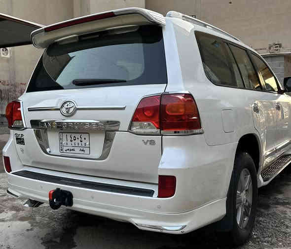 السلام وعليكم 
للبيع لاندكروز 2012 خليجي فول موصفات محرك 4700
مواصفات GXR الموصفات ثلاجه مري شفط زنون عالي ناصي حساسات الممشى 270 الف رقم بغداد شبه مميز
بصمة تشغيل بصمة ابواب اشارة ترحيب السيارة كفاله من الصبغ وتبديل كفالة محرك گير مكان السيارة لانبار /فلوجة
السعر/38000 وبي مجال
لاتصال: ‭0783 320 0900‬
