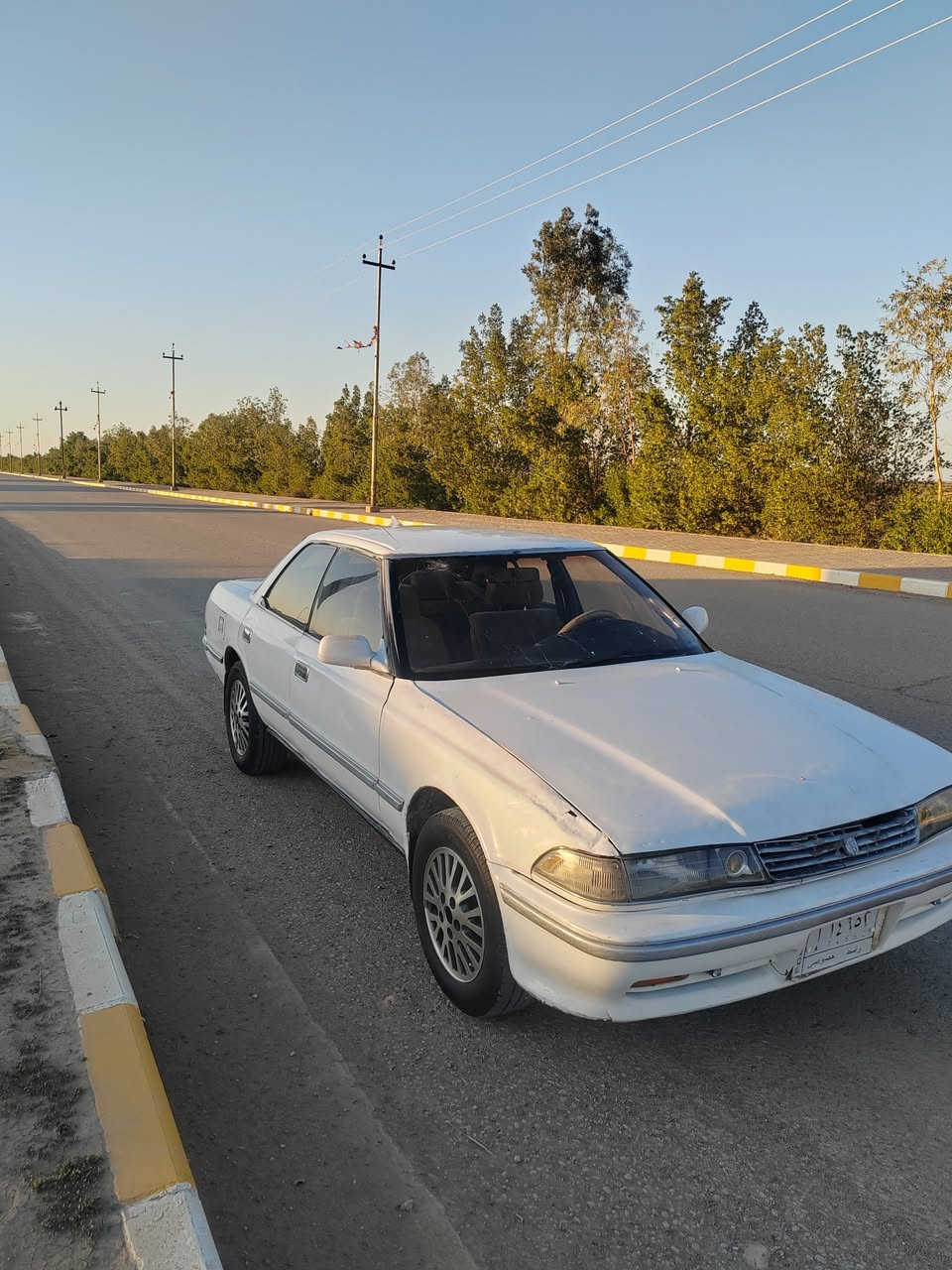 سلام عليكم للبيع مارك شطح موديل ٩٢ رقم واسط مشروع وطني شرط تحويل مكفوله  من الكص ونقل جثه مكينه وكير ونجي تخم تاير حداديه كهربائيات كله شغاله مصبوغه عام السعر ٣٧ وبيهه مجال العنوان كوت دجيلي رقم ***********
