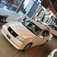سەرەتا بە ناوی خوای گەورە.   سەیارە جوری مەلیکە کراون ✅   مەکینە. فیفی...