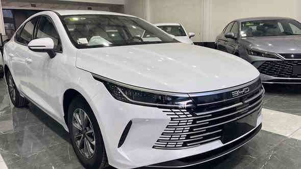 بي واي دي 2025
زيرو  وناسبه دستورير
غراضه كامله مكمله مع الكارت والشاحنه 

لايت زينون عدسه -ويل كروم -كشنات جلد تصميم رياضي -شاشه كبيره -كامره خلفيه -تبريد مركزي-عداد الكتروني -بك لايت ليد 
صفركيلومتر 
السعر رقم 1 رد تلقائي
***********
***********
