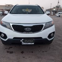 سورنتو 2013 فول مواصفات بانوراما رقم بغداد خليجي فقط بارد بيه لباقي مك...