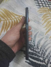 واي 9 • ١٢٨ • ظهر مكسور