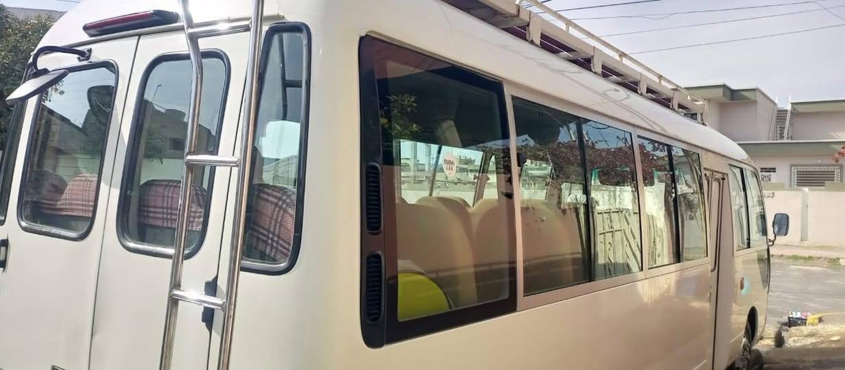 كوستر تويوتا موديل ٢٠١٥ للبيع
منظومة غاز جديدة تاير برجستون تبريد محور إضافي يظرب بال كاع تدفئة امامي وخلفي كير بالشرط محرك شرط لا صرف لابخار شرط
سيارة حمامة ماشالله مكانها في كركوك قرب جسر حزيران
السعر 380
وبيه مجال شي قليل
لل اتصال ***********
