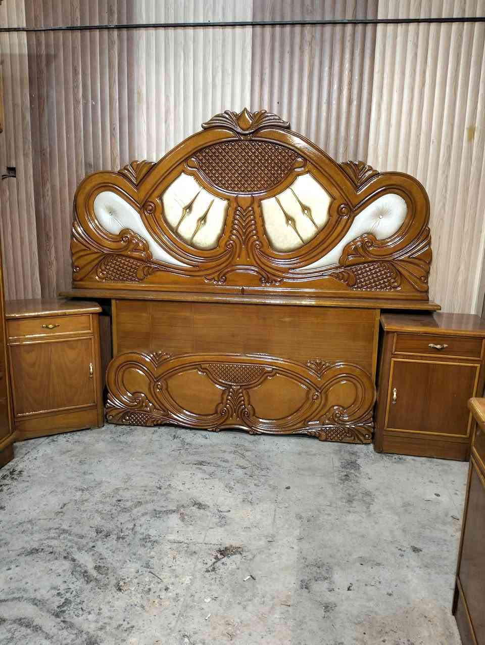 غرفه مستخدمه تسكام للبيع نضيفه 💯: 💯 
***********
