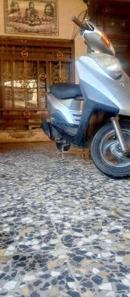 دراجه بريز البيع السعر 550
العنوان بغداد الحبيبيه 
رقم الهاتف/***********
