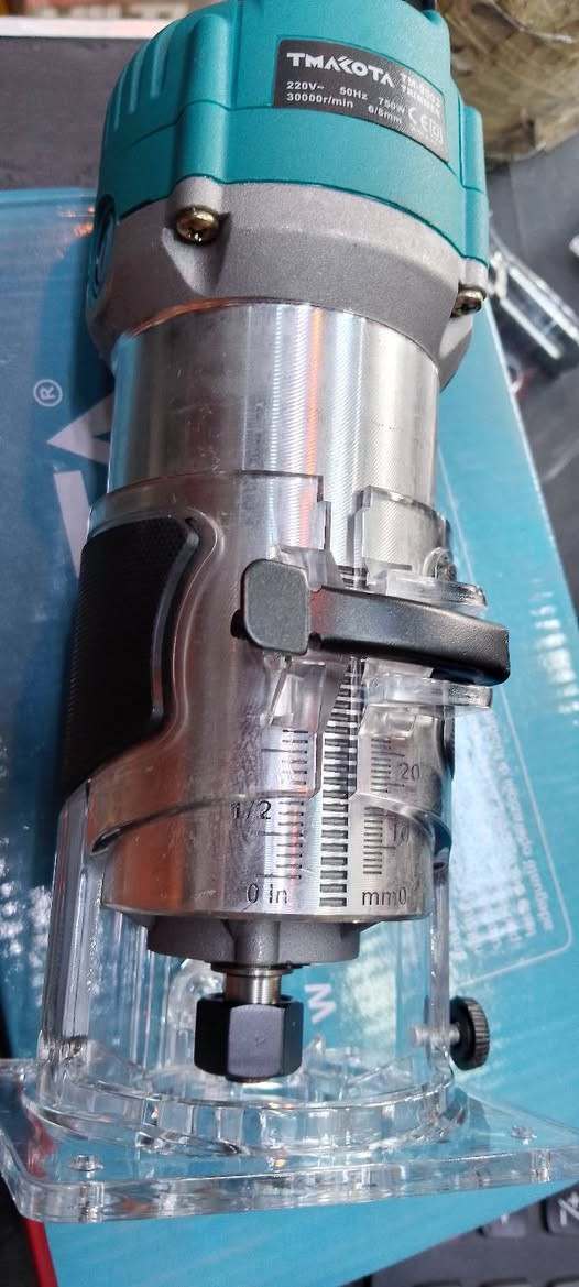 باله جديد غير مستخدم
فريزه   باله   حجم كبير   قياس عالي  و سرعه عالي
                جماعه
( نجارين / وحدادين /   نقشات / المنيوم /  pvc )
 
مع ملحقات  و استاند   و بلاستك تفريخ تراب وشوائب 

عرض خاص  كل هاذا    
       {   45 الف  } 
توصيل كافت محافظات العراق


**إذا كنت صاحب هذا الإعلان وتريد حذفه لأي سبب، رجاءا أرسل رسالة إلى الدعم الفني**