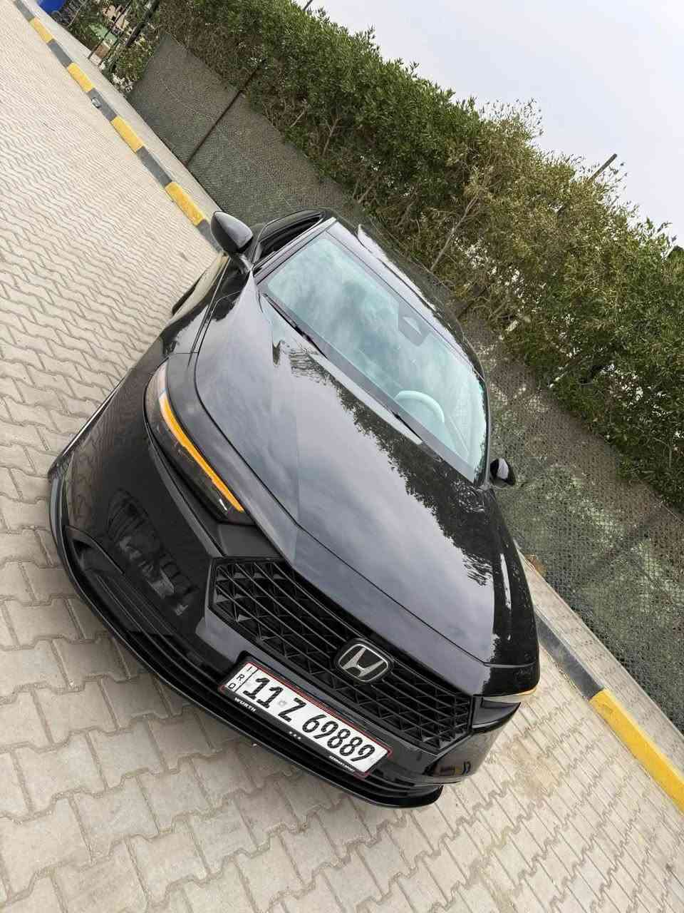 سلام عليكم 
شباب هوندا اكورد سبورت L  هايبرد لبيع أو مراوس
موديل ٢٠٢٤
ماشي43الف كيلو متر
حادثه جاملغ جهة السايق مصبوغ فقط ودعاميه
رقم شاصي مرفق مع المنشور
مكانه بغداد العامريه 
سعر 195$ وبيه مجال بسيط 
سياره جاهزه بدون نقص ترايه زيرو 
للاستفسار 
واتساب او خاص
+964 780 354 1097
