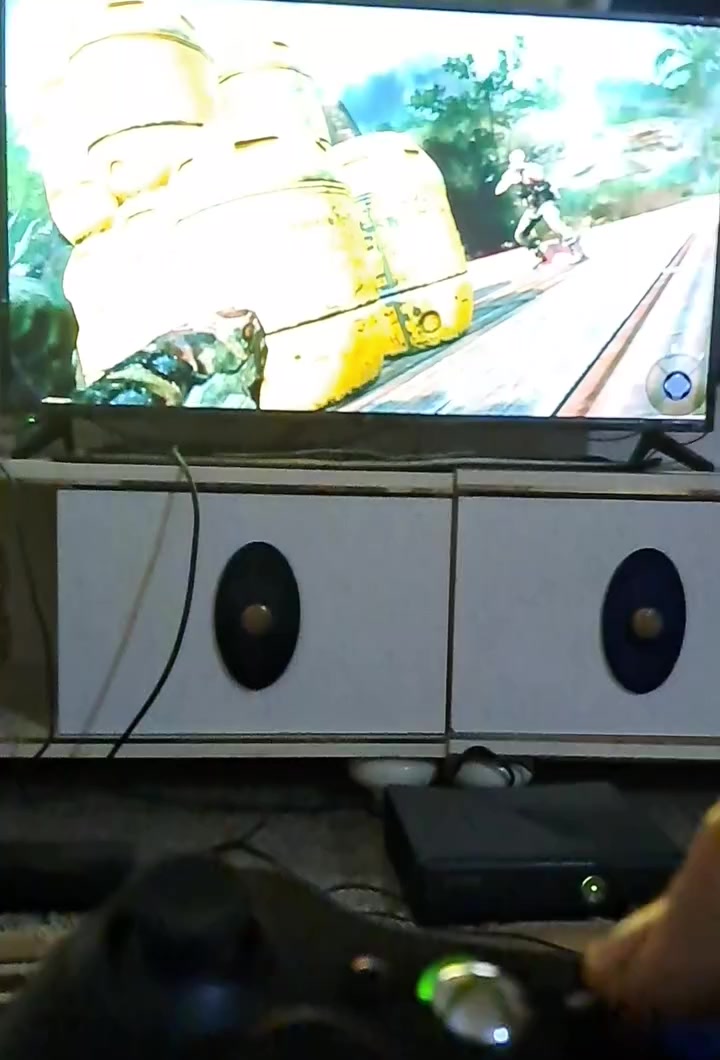 السلام عليكم للبيع اكس بوكس360 ويا يده وحده بلوتوث وبي 85 لعبه شغال ونضيف مابي اي خلل السعر 120وبي مجال قليل  مكاني مسيب متواجد خاص


**إذا كنت صاحب هذا الإعلان وتريد حذفه لأي سبب، رجاءا أرسل رسالة إلى الدعم الفني**