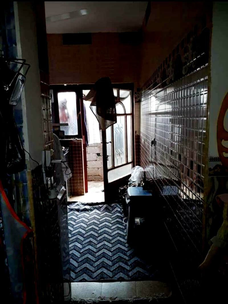 اللهم صل على محمد وآل محمد 
دار للبيع المساحه ١٠٠متر مربع طابو صرف زراعي سند٢٥ 
غرفتين نوم واستقبال ومطبخ وصحيات داخل وخارج
العنوان حلة قرب بزل حجي علي الي قريب ع العلوية شريفة ع يبعد عن الشارع العام ٧٠متر   السعر  مناسب 
***********
***********
ملاحظة / يوجد عدد من البيوت بانواع المساحات وعدد من القطع بانواع المساحات وقطع تجاريه وقطع قريبه جدا من مرقد العلوية شريفة ع واسعار مناسبه ويوجد قطع مساحات اكبر تريد الف متر او تريد دوانم هم موجود كما يتوفر لدينا بيوت وقطع طابو صرف 
@إشارة 
إشارة الأصدقاء
