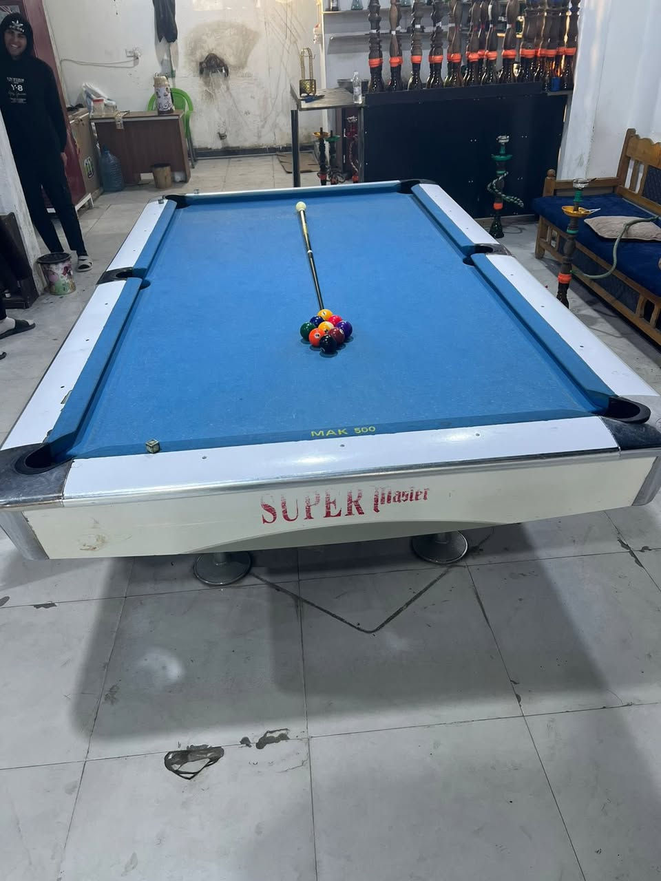 سلام عليكم شباب ميز برياد للبيع نضيف كلش نضافه 80بل100سعر 1200 وبي مجال ***********
