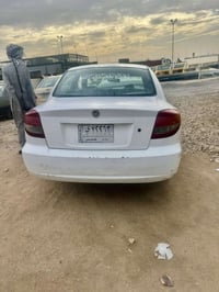 كيا ريو • ٢٠٠٢ • قير يدوي