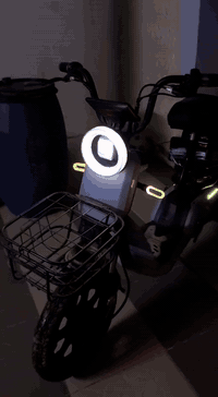 السلام عليكم دراجه شحن البيع جديده شحن يمشيني يومين ***********
