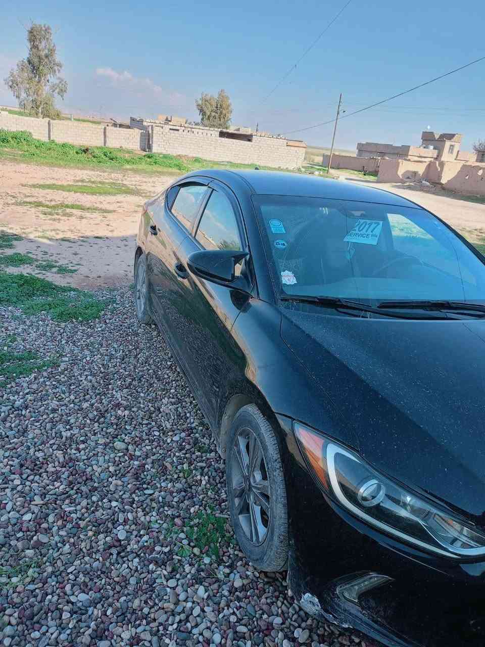 السلام عليكم لانتره موديل 17للبيع الضرر چاملغ أمامي بونيد شرط بدون دواخل رقم جديد سنويه 28 هزه جديد شرط التحويل والوكالة  ***********. بي واتساب
